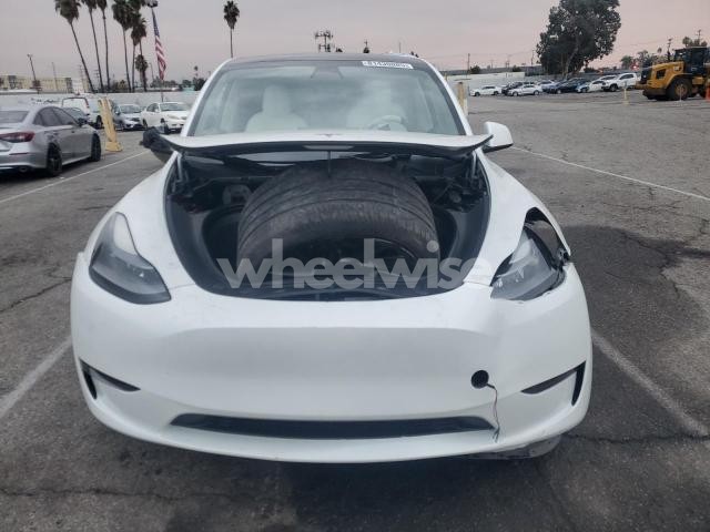 Photo 4 of 2023 TESLA MODEL Y (VIN 7SAYGDEE4PF624392)