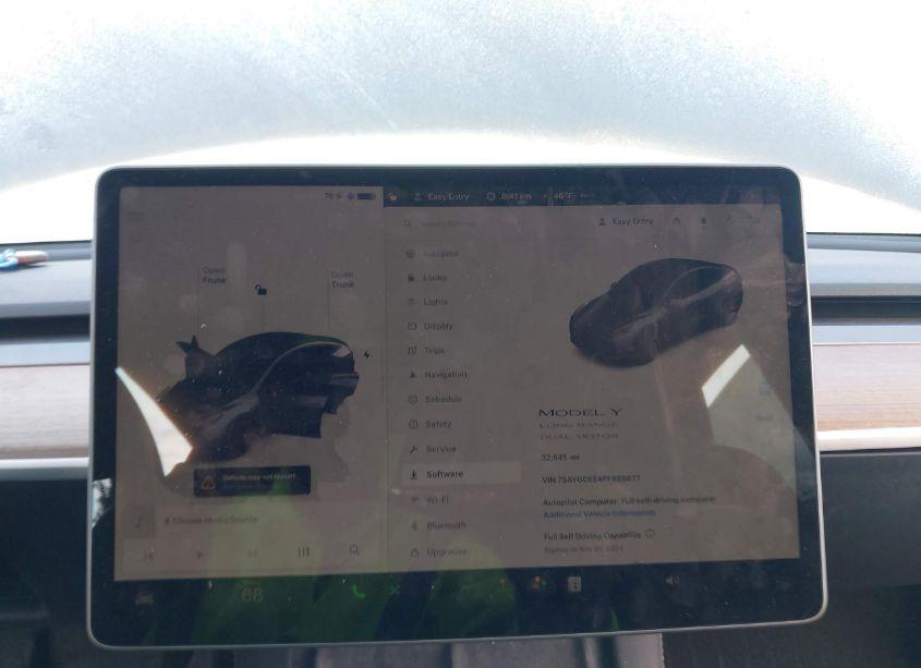 Photo 18 of 2023 Tesla Model Y AWD/LONG RANGE DUAL MOTOR ALL-WHEEL DRIVE (VIN 7SAYGDEE4PF689677)