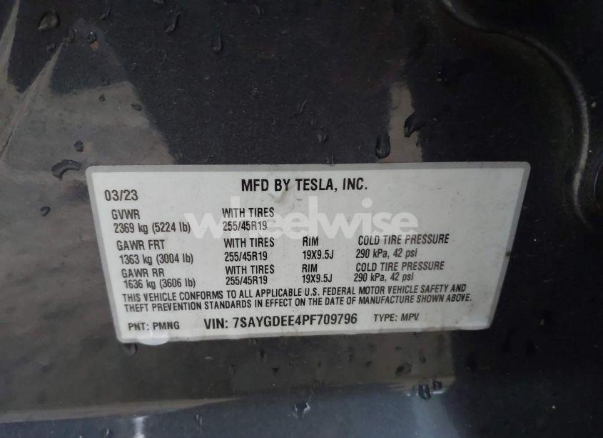 Photo 9 of 2023 Tesla Model Y AWD/LONG RANGE DUAL MOTOR ALL-WHEEL DRIVE (VIN 7SAYGDEE4PF709796)