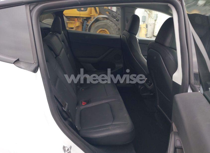 Photo 8 of 2023 Tesla Model Y AWD/LONG RANGE DUAL MOTOR ALL-WHEEL DRIVE (VIN 7SAYGDEE4PF807551)