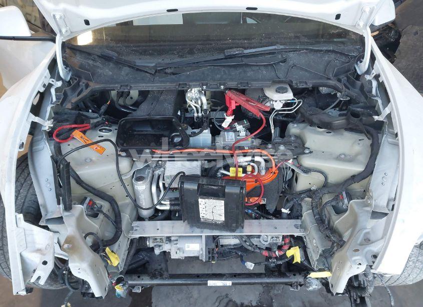 Photo 10 of 2023 Tesla Model Y AWD/LONG RANGE DUAL MOTOR ALL-WHEEL DRIVE (VIN 7SAYGDEE4PF842090)