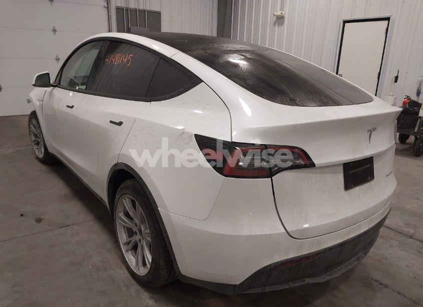 Photo 3 of 2023 Tesla Model Y AWD/LONG RANGE DUAL MOTOR ALL-WHEEL DRIVE (VIN 7SAYGDEE4PF842090)