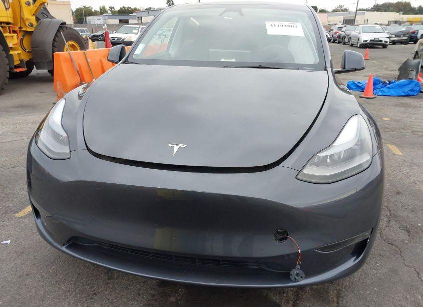 Photo 12 of 2023 Tesla Model Y AWD/LONG RANGE DUAL MOTOR ALL-WHEEL DRIVE (VIN 7SAYGDEE4PF926989)