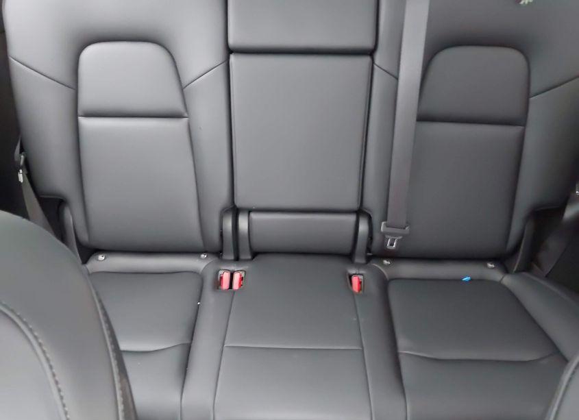 Photo 8 of 2023 Tesla Model Y AWD/LONG RANGE DUAL MOTOR ALL-WHEEL DRIVE (VIN 7SAYGDEE4PF926989)