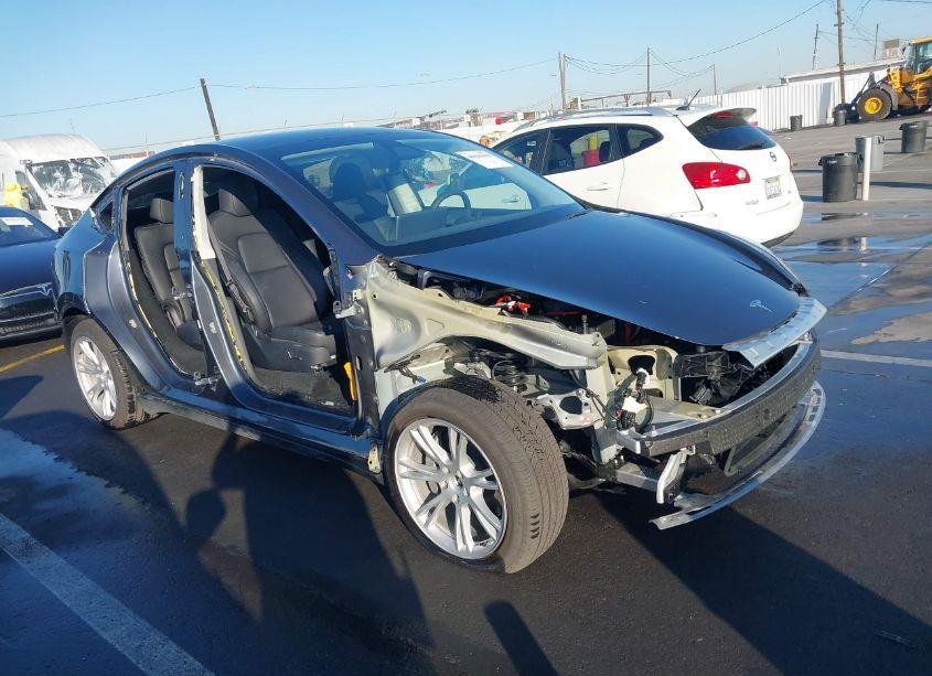 2023 Tesla Model Y AWD/LONG RANGE DUAL MOTOR ALL-WHEEL DRIVE (VIN 7SAYGDEE4PF927673) main photo