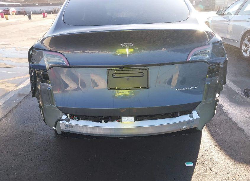 Photo 16 of 2023 Tesla Model Y AWD/LONG RANGE DUAL MOTOR ALL-WHEEL DRIVE (VIN 7SAYGDEE4PF927673)