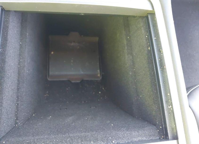 Photo 18 of 2023 Tesla Model Y AWD/LONG RANGE DUAL MOTOR ALL-WHEEL DRIVE (VIN 7SAYGDEE4PF927673)