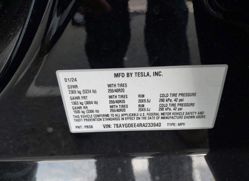 Photo 9 of 2024 Tesla Model Y LONG RANGE DUAL MOTOR ALL-WHEEL DRIVE (VIN 7SAYGDEE4RA233940)