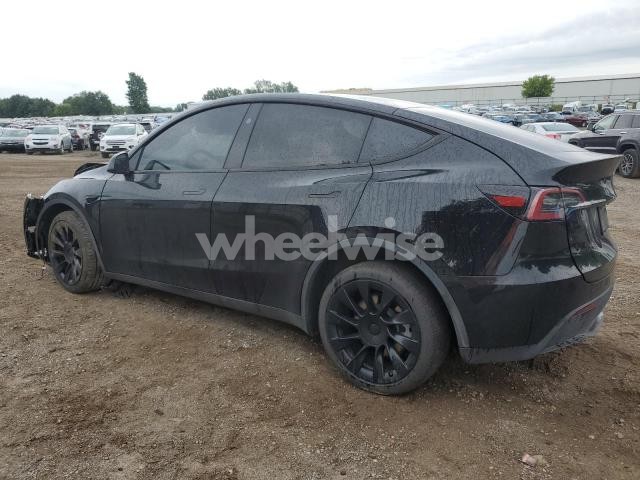 Photo 4 of 2024 TESLA MODEL Y (VIN 7SAYGDEE4RA268994)