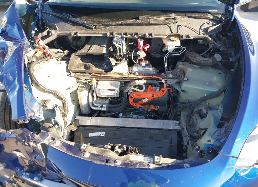 Photo 10 of 2024 Tesla Model Y LONG RANGE DUAL MOTOR ALL-WHEEL DRIVE (VIN 7SAYGDEE4RA278182)