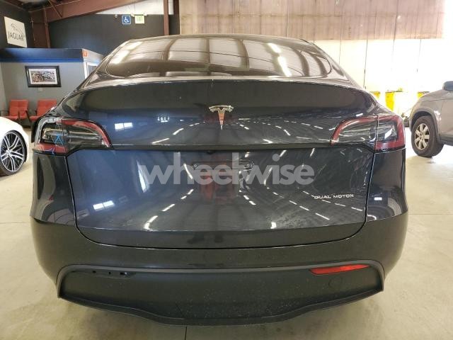 Photo 8 of 2024 TESLA MODEL Y (VIN 7SAYGDEE4RF023552)