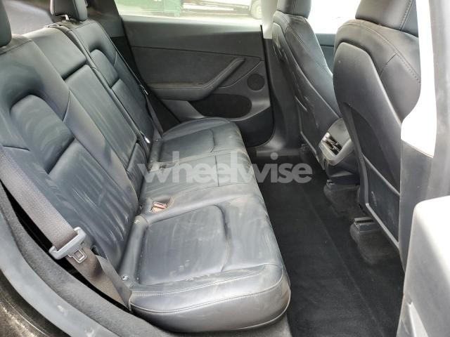Photo 4 of 2024 TESLA MODEL Y (VIN 7SAYGDEE4RF071567)
