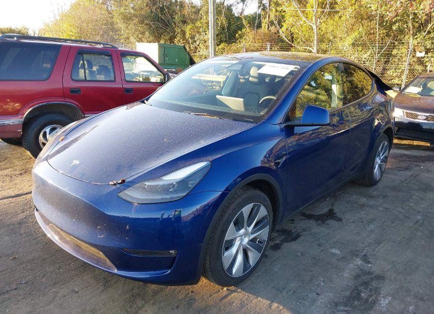 Photo 2 of 2024 Tesla Model Y LONG RANGE DUAL MOTOR ALL-WHEEL DRIVE (VIN 7SAYGDEE4RF984359)
