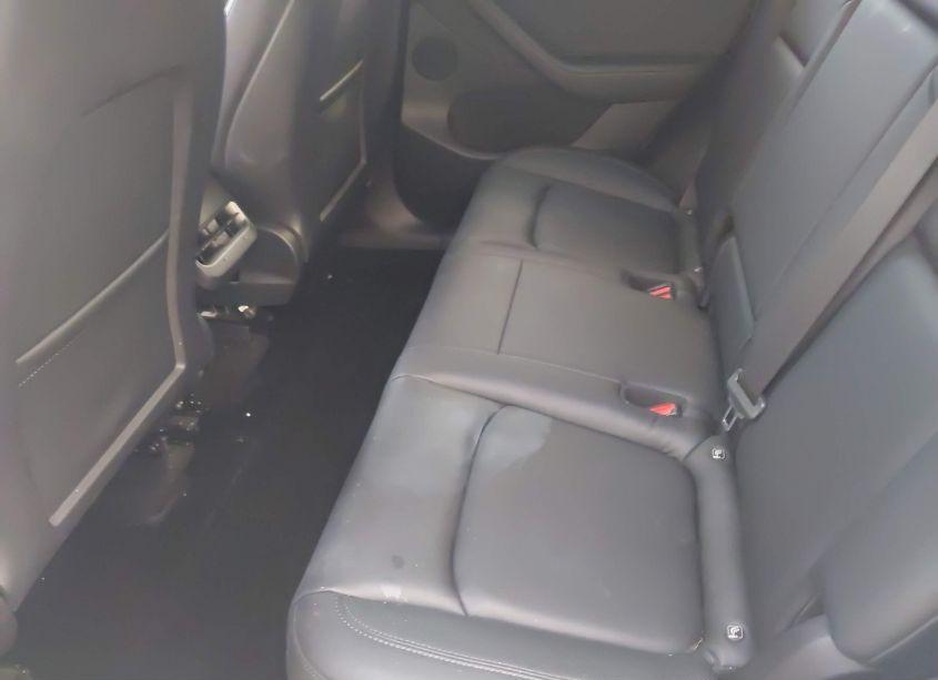 Photo 8 of 2022 Tesla Model Y LONG RANGE DUAL MOTOR ALL-WHEEL DRIVE (VIN 7SAYGDEE5NF362492)