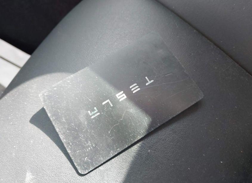 Photo 11 of 2022 Tesla Model Y LONG RANGE DUAL MOTOR ALL-WHEEL DRIVE (VIN 7SAYGDEE5NF375324)