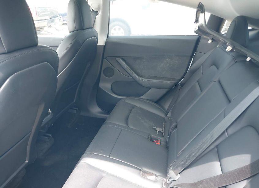 Photo 8 of 2022 Tesla Model Y LONG RANGE DUAL MOTOR ALL-WHEEL DRIVE (VIN 7SAYGDEE5NF375324)