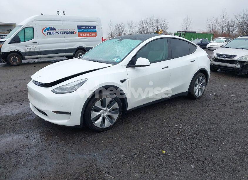 Photo 2 of 2022 Tesla Model Y LONG RANGE DUAL MOTOR ALL-WHEEL DRIVE (VIN 7SAYGDEE5NF389692)