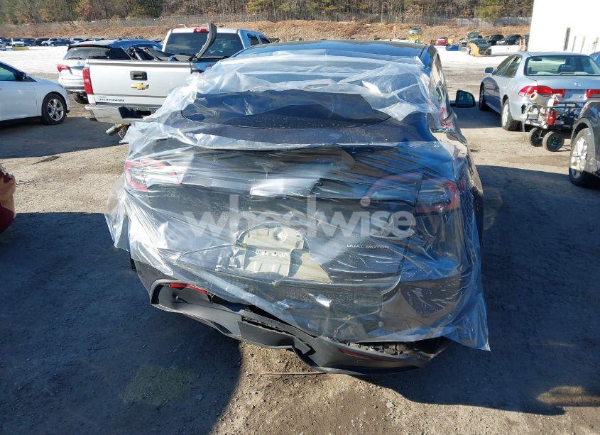 Photo 16 of 2022 Tesla Model Y LONG RANGE DUAL MOTOR ALL-WHEEL DRIVE (VIN 7SAYGDEE5NF434081)