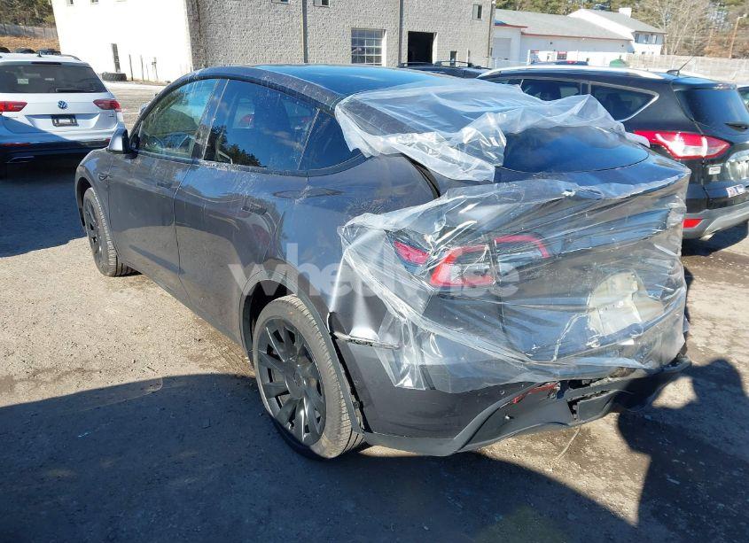 Photo 3 of 2022 Tesla Model Y LONG RANGE DUAL MOTOR ALL-WHEEL DRIVE (VIN 7SAYGDEE5NF434081)