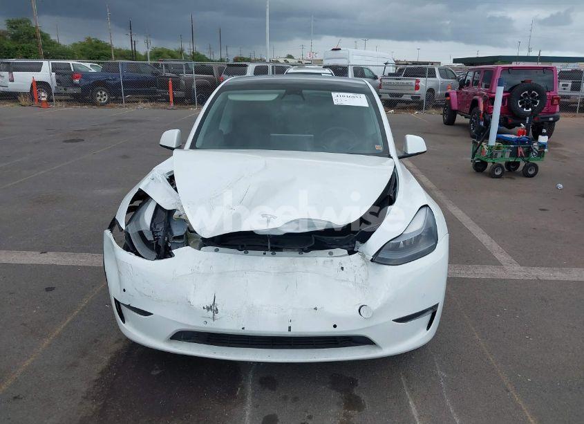 Photo 12 of 2022 Tesla Model Y LONG RANGE DUAL MOTOR ALL-WHEEL DRIVE (VIN 7SAYGDEE5NF531913)