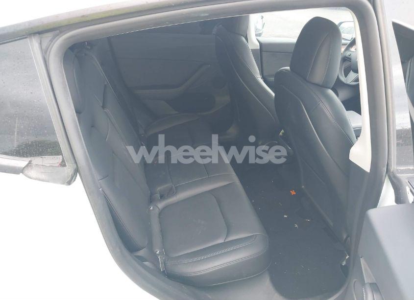 Photo 8 of 2022 Tesla Model Y LONG RANGE DUAL MOTOR ALL-WHEEL DRIVE (VIN 7SAYGDEE5NF531913)