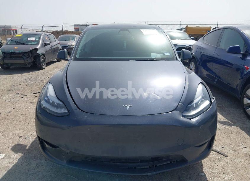 Photo 12 of 2023 Tesla Model Y AWD/LONG RANGE DUAL MOTOR ALL-WHEEL DRIVE (VIN 7SAYGDEE5PA035722)