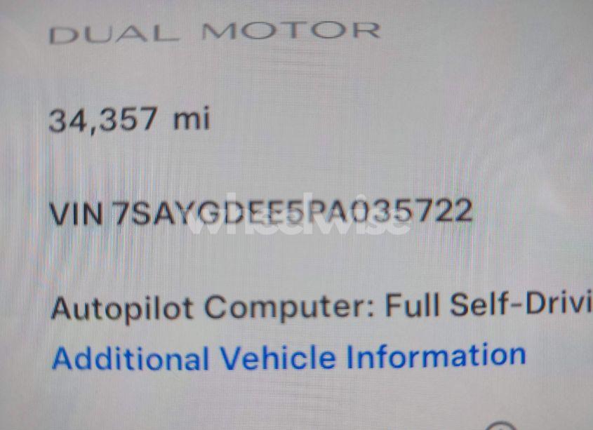 Photo 9 of 2023 Tesla Model Y AWD/LONG RANGE DUAL MOTOR ALL-WHEEL DRIVE (VIN 7SAYGDEE5PA035722)