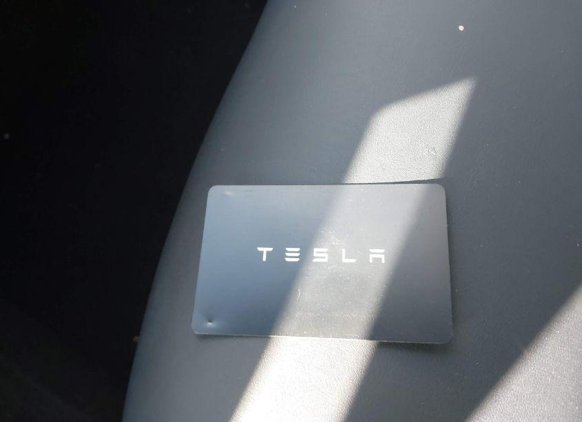 Photo 11 of 2023 Tesla Model Y (VIN 7SAYGDEE5PA037289)