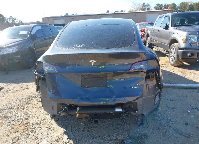 Photo 17 of 2023 Tesla Model Y (VIN 7SAYGDEE5PA037289)