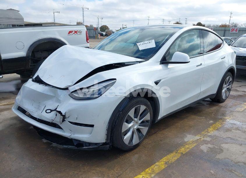 Photo 2 of 2023 Tesla Model Y AWD/LONG RANGE DUAL MOTOR ALL-WHEEL DRIVE (VIN 7SAYGDEE5PA093166)