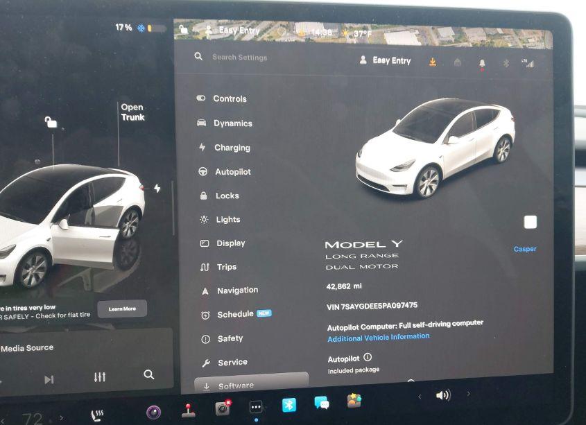 Photo 17 of 2023 Tesla Model Y AWD/LONG RANGE DUAL MOTOR ALL-WHEEL DRIVE (VIN 7SAYGDEE5PA097475)