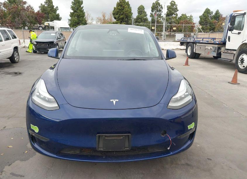 Photo 12 of 2023 Tesla Model Y AWD/LONG RANGE DUAL MOTOR ALL-WHEEL DRIVE (VIN 7SAYGDEE5PA122567)