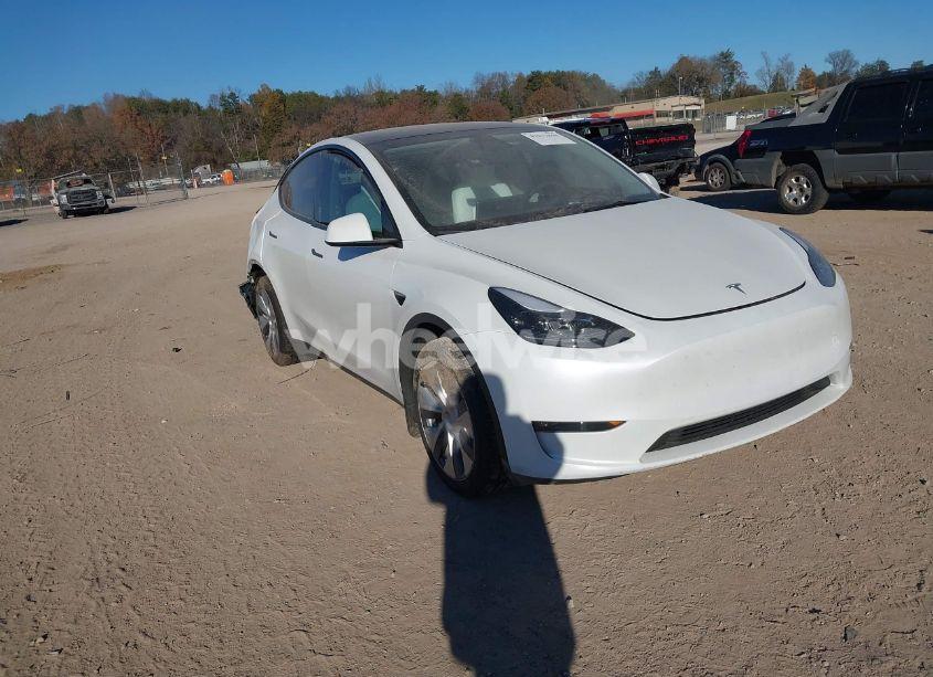 2023 Tesla Model Y AWD/LONG RANGE DUAL MOTOR ALL-WHEEL DRIVE (VIN 7SAYGDEE5PA174328) main photo