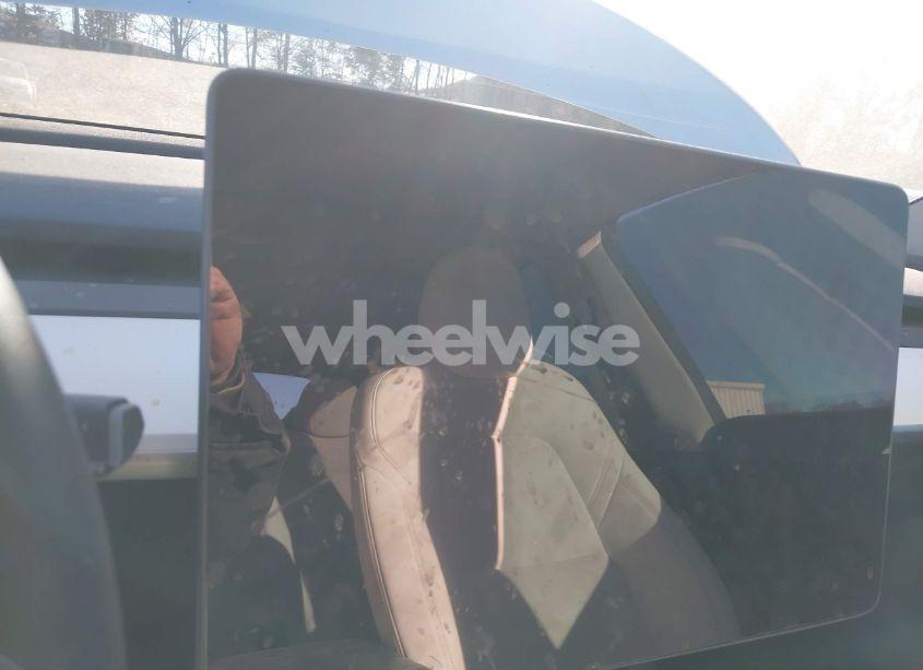 Photo 7 of 2023 Tesla Model Y AWD/LONG RANGE DUAL MOTOR ALL-WHEEL DRIVE (VIN 7SAYGDEE5PA174328)