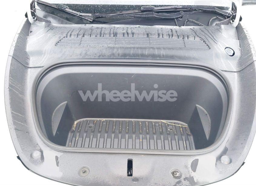 Photo 10 of 2023 Tesla Model Y AWD/LONG RANGE DUAL MOTOR ALL-WHEEL DRIVE (VIN 7SAYGDEE5PF712612)