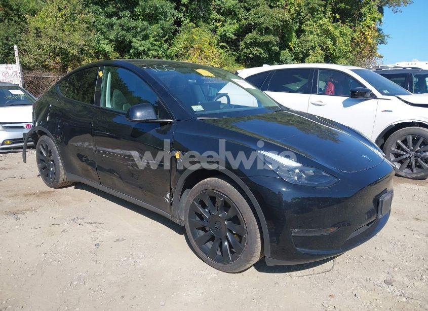 2023 Tesla Model Y AWD/LONG RANGE DUAL MOTOR ALL-WHEEL DRIVE (VIN 7SAYGDEE5PF753712) main photo