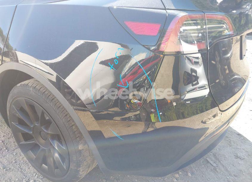 Photo 19 of 2023 Tesla Model Y AWD/LONG RANGE DUAL MOTOR ALL-WHEEL DRIVE (VIN 7SAYGDEE5PF753712)