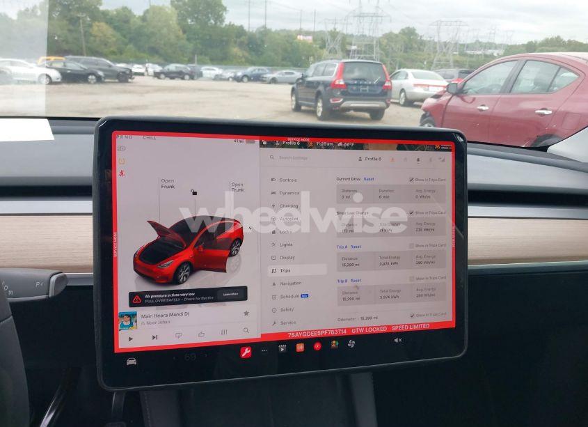 Photo 19 of 2023 Tesla Model Y AWD/LONG RANGE DUAL MOTOR ALL-WHEEL DRIVE (VIN 7SAYGDEE5PF783714)