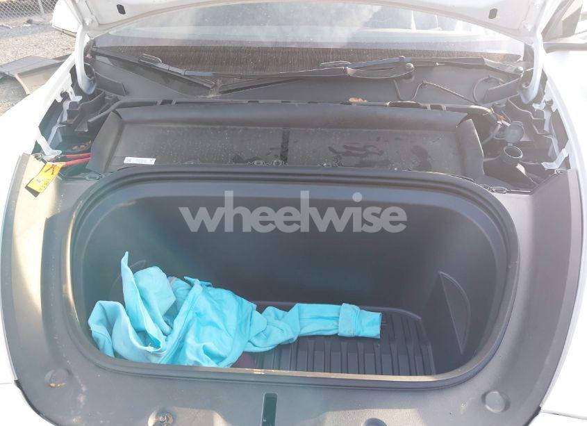 Photo 10 of 2023 Tesla Model Y AWD/LONG RANGE DUAL MOTOR ALL-WHEEL DRIVE (VIN 7SAYGDEE5PF799248)