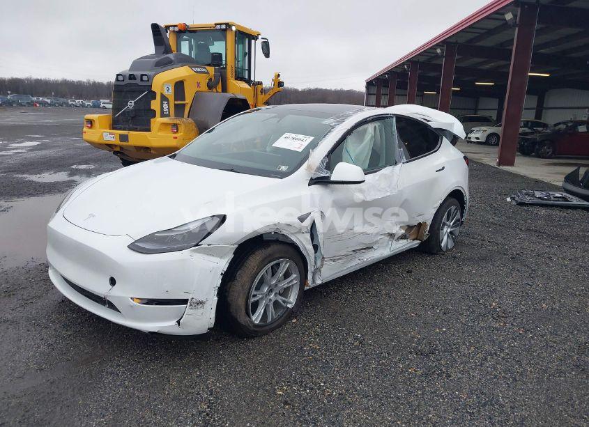 Photo 2 of 2023 Tesla Model Y AWD/LONG RANGE DUAL MOTOR ALL-WHEEL DRIVE (VIN 7SAYGDEE5PF799248)