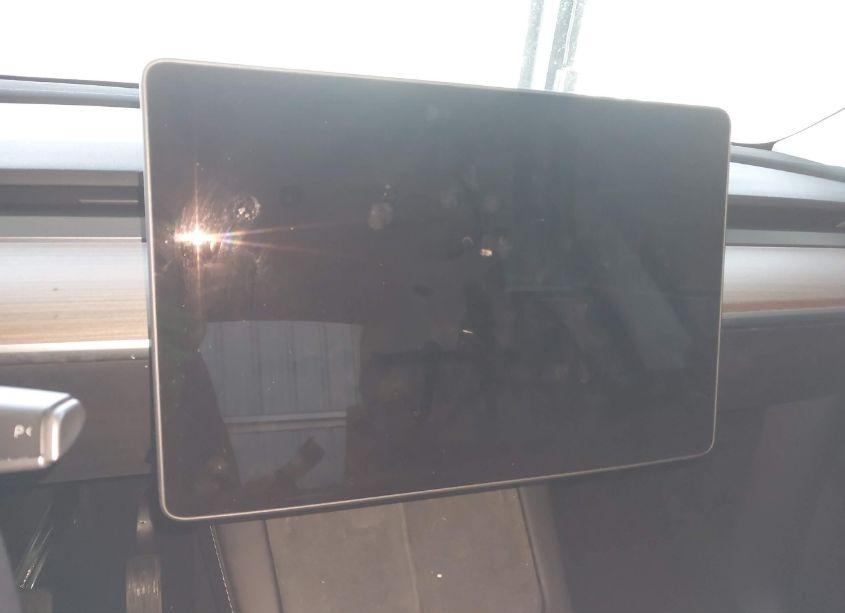 Photo 7 of 2023 Tesla Model Y AWD/LONG RANGE DUAL MOTOR ALL-WHEEL DRIVE (VIN 7SAYGDEE5PF839148)