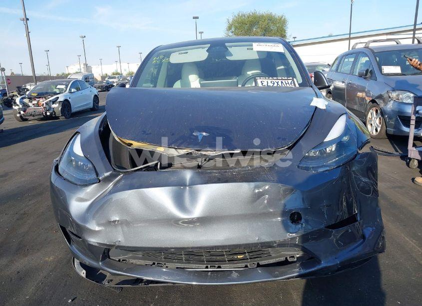 Photo 12 of 2023 Tesla Model Y AWD/LONG RANGE DUAL MOTOR ALL-WHEEL DRIVE (VIN 7SAYGDEE5PF852742)