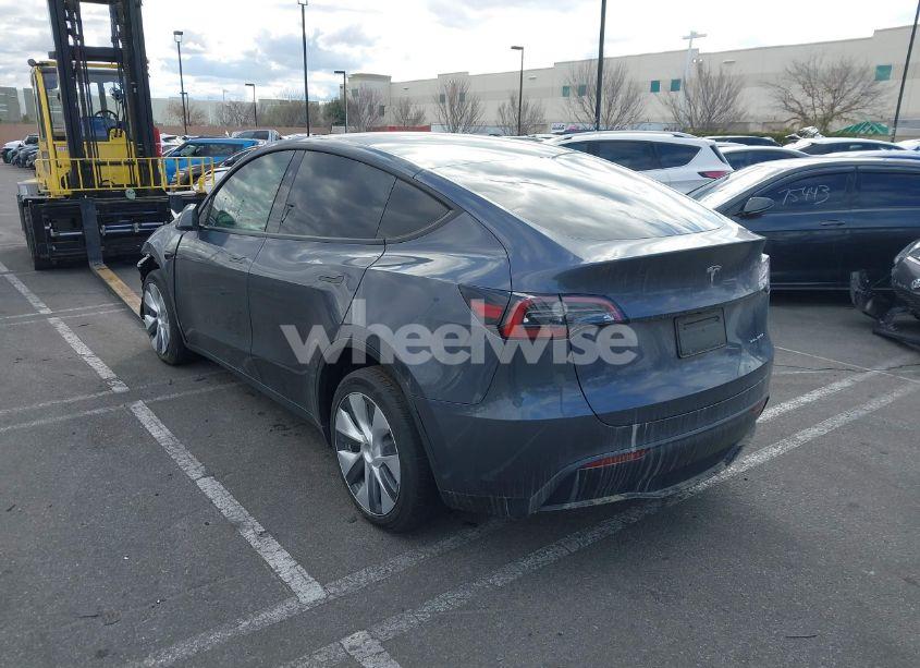 Photo 3 of 2023 Tesla Model Y AWD/LONG RANGE DUAL MOTOR ALL-WHEEL DRIVE (VIN 7SAYGDEE5PF852742)