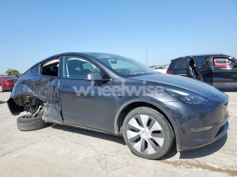 Photo 13 of 2024 TESLA MODEL Y (VIN 7SAYGDEE5RA222462)