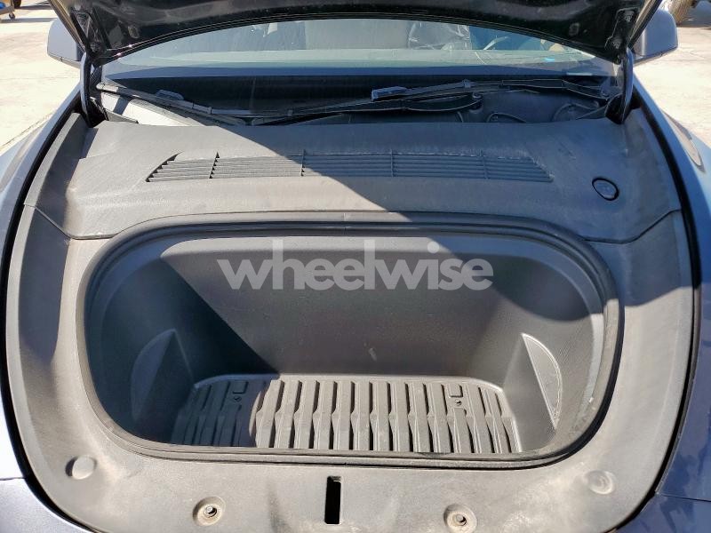 Photo 2 of 2024 TESLA MODEL Y (VIN 7SAYGDEE5RA222462)