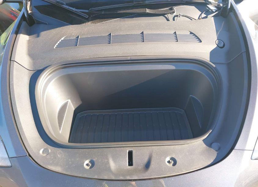 Photo 10 of 2024 Tesla Model Y LONG RANGE DUAL MOTOR ALL-WHEEL DRIVE (VIN 7SAYGDEE5RA247944)