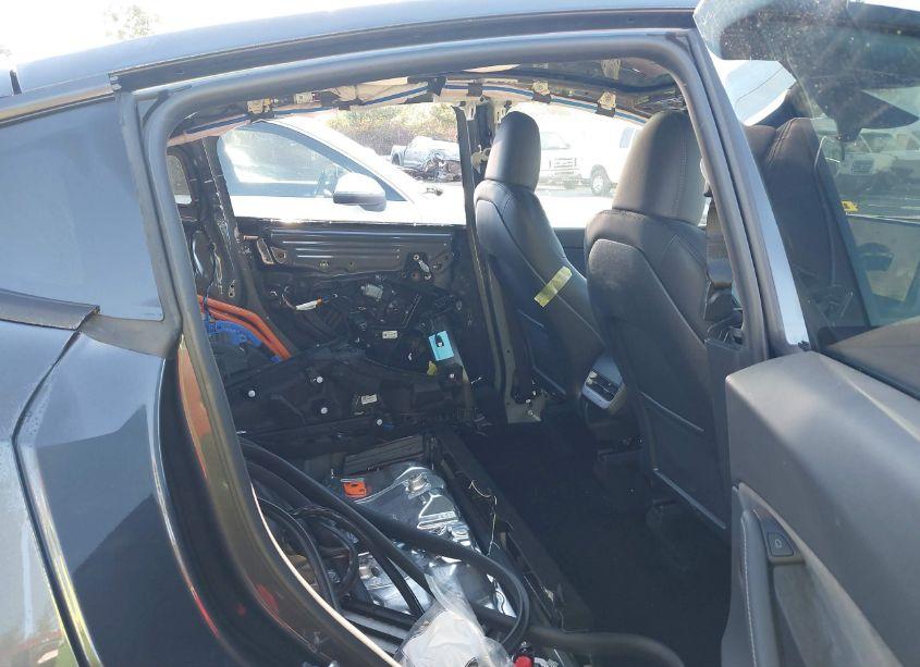 Photo 8 of 2024 Tesla Model Y LONG RANGE DUAL MOTOR ALL-WHEEL DRIVE (VIN 7SAYGDEE5RA247944)