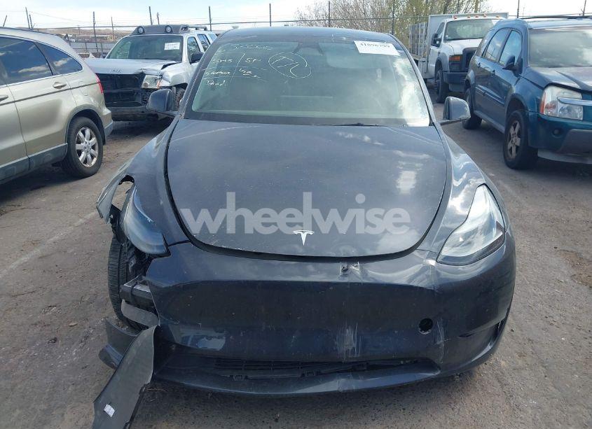 Photo 12 of 2024 Tesla Model Y LONG RANGE DUAL MOTOR ALL-WHEEL DRIVE (VIN 7SAYGDEE5RA256711)