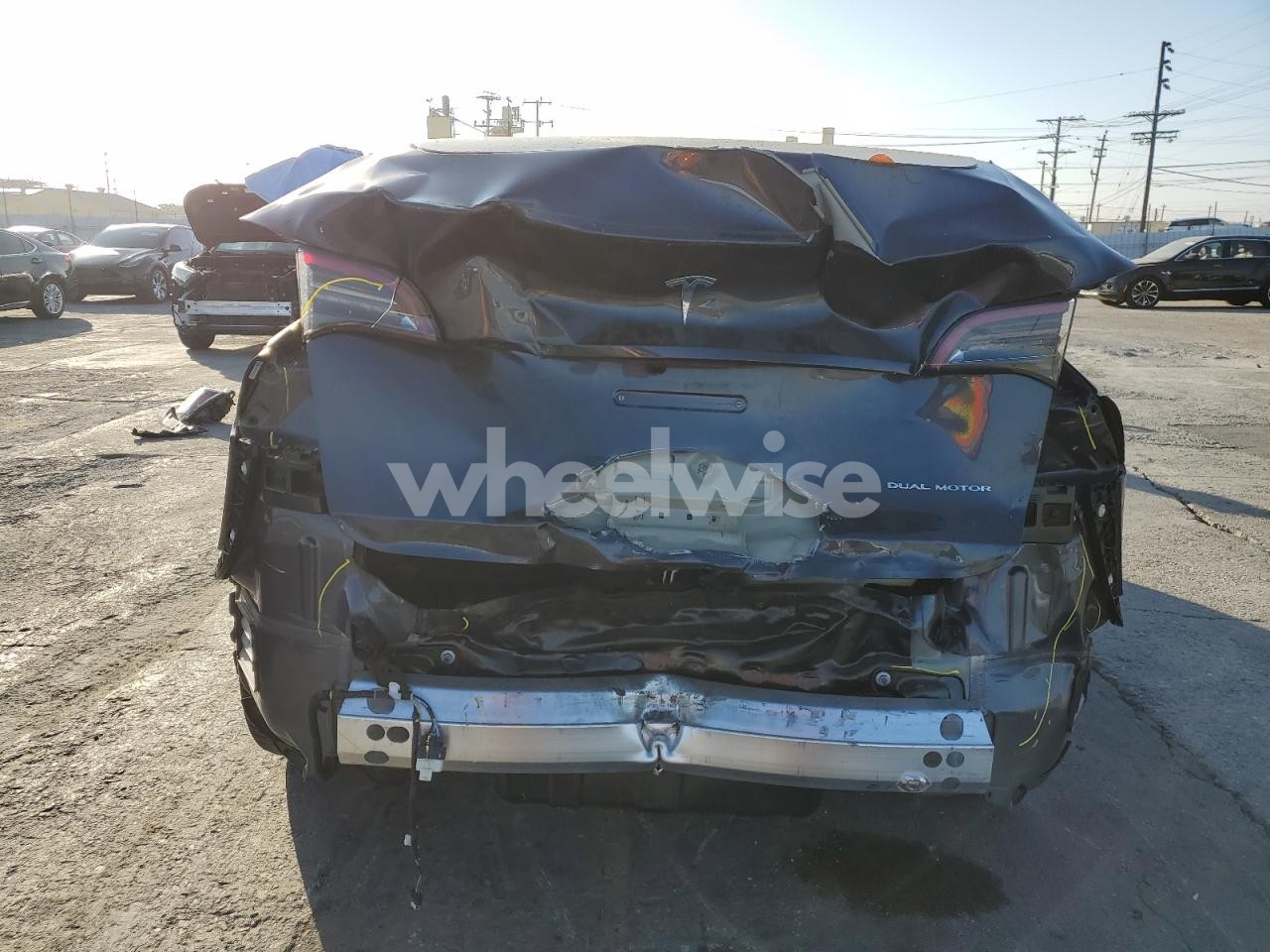 Photo 6 of 2024 TESLA MODEL Y (VIN 7SAYGDEE5RA265246)