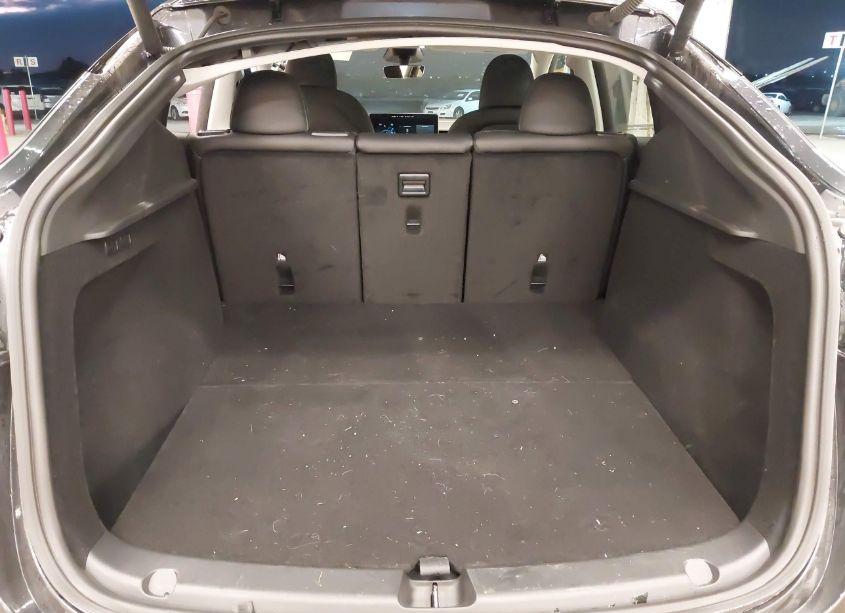 Photo 19 of 2024 Tesla Model Y LONG RANGE DUAL MOTOR ALL-WHEEL DRIVE (VIN 7SAYGDEE5RA284010)